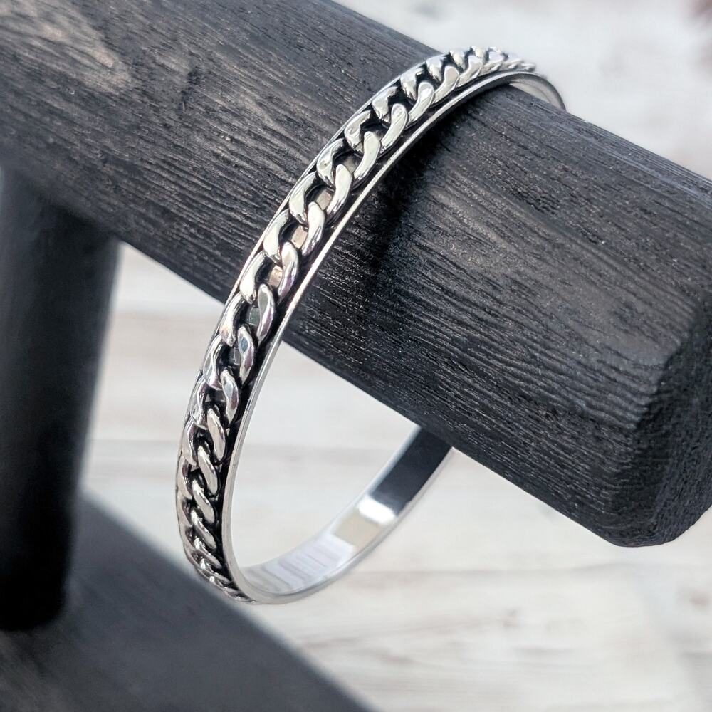 Vintage Bracelet Silver Tone Chain Design
